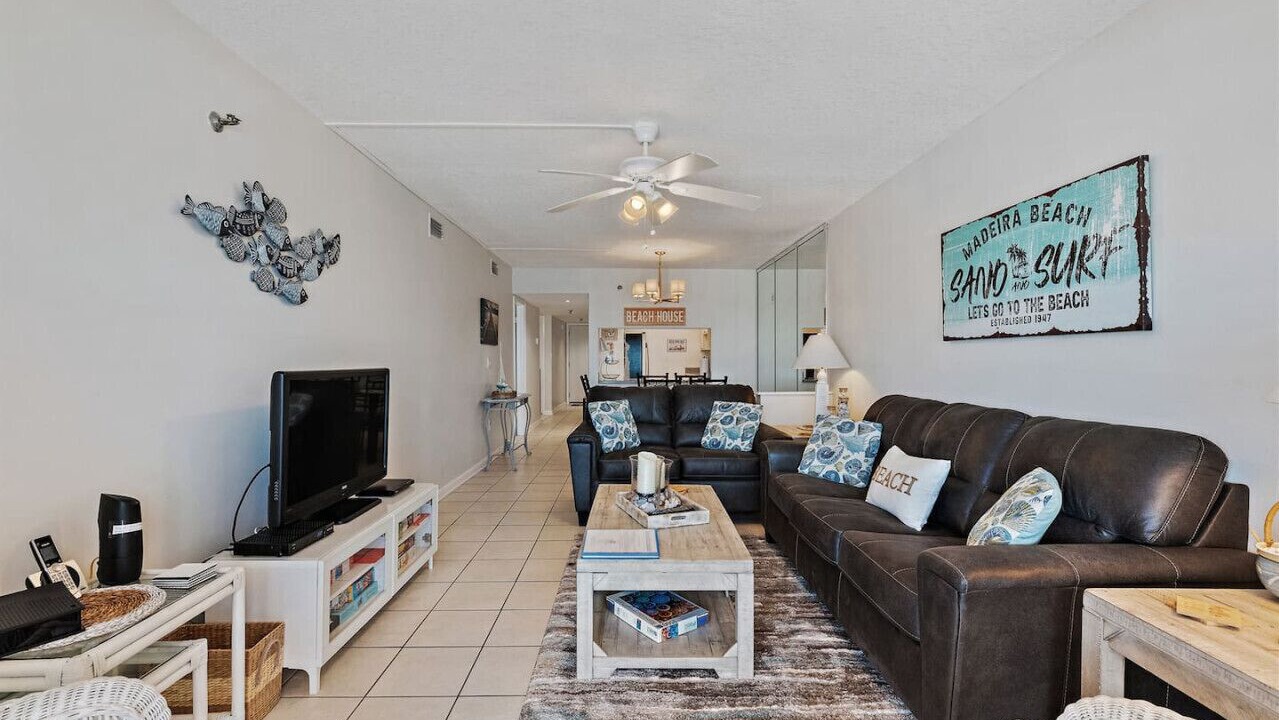 Photo of Livingroom in Madeira Beach