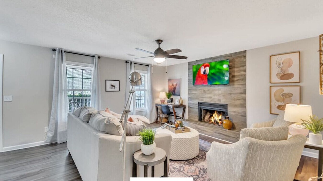 Photo of Livingroom in Smyrna