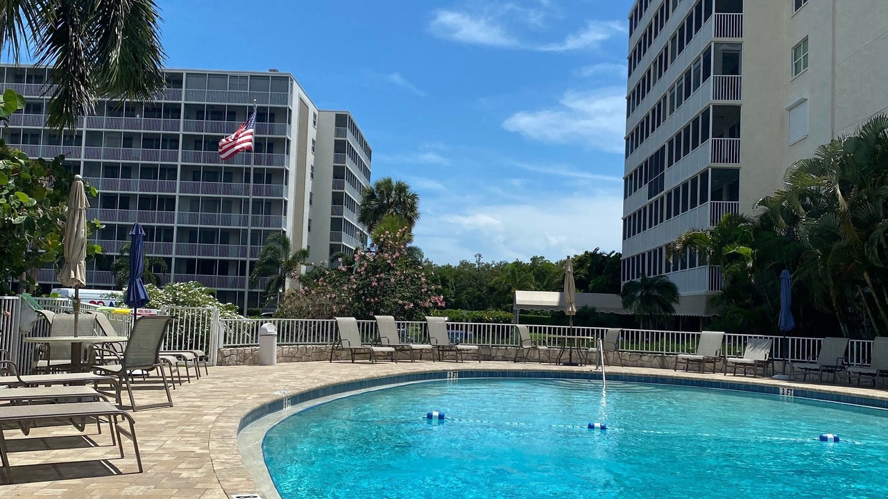 Photo of Outdoor in Vanderbilt Beach