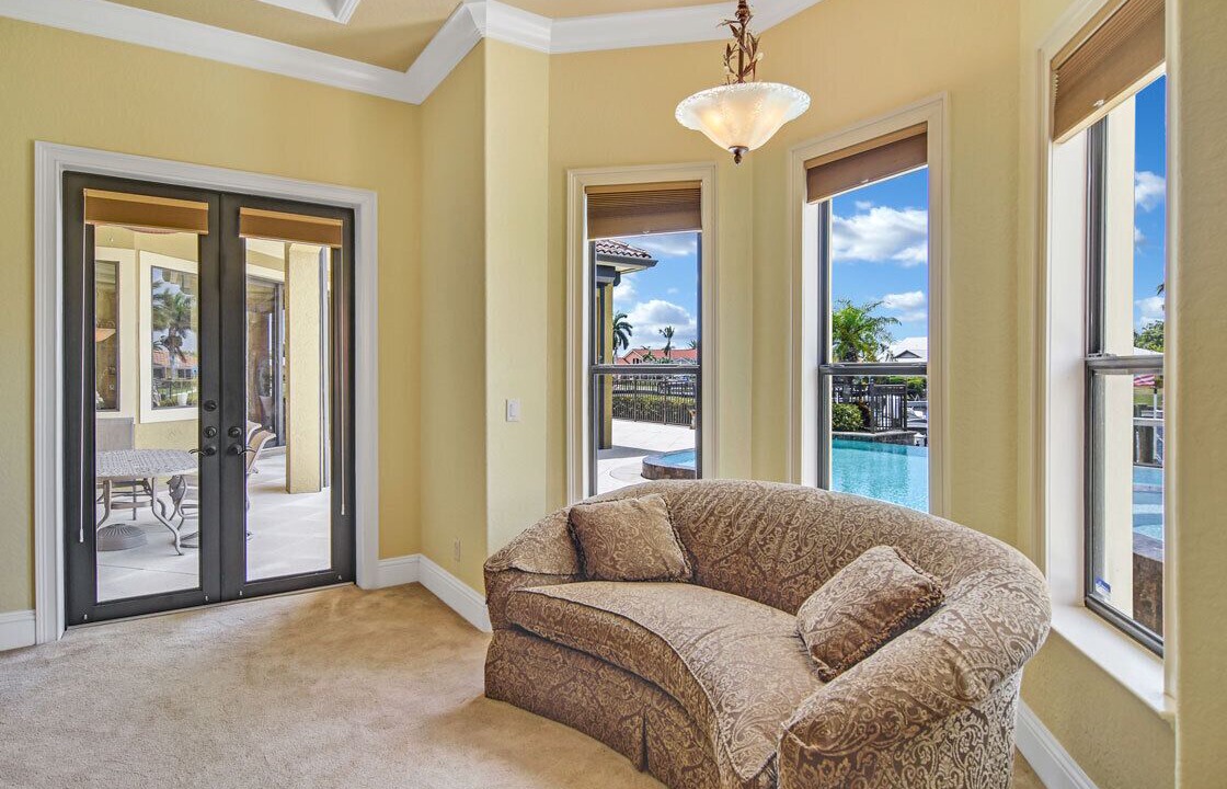 Photo of Livingroom in Caloosahatchee
