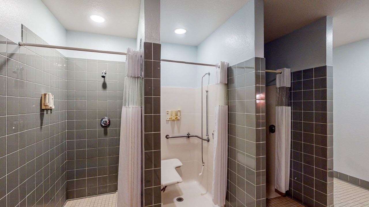 Photo of Bathroom in Bahama Bay