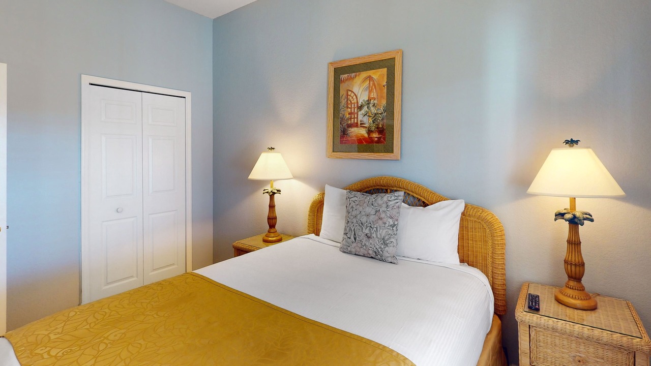 Photo of Bedroom in Bahama Bay