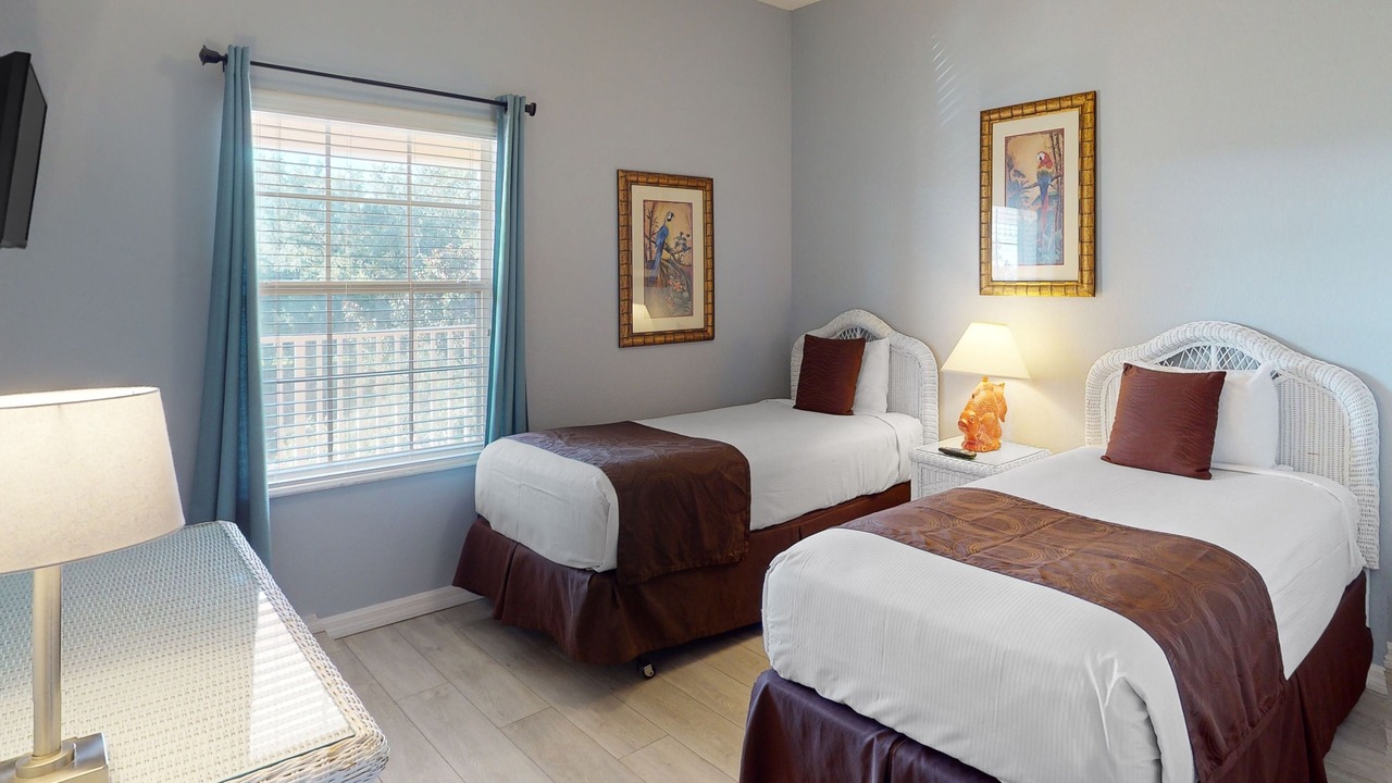 Photo of Bedroom in Bahama Bay