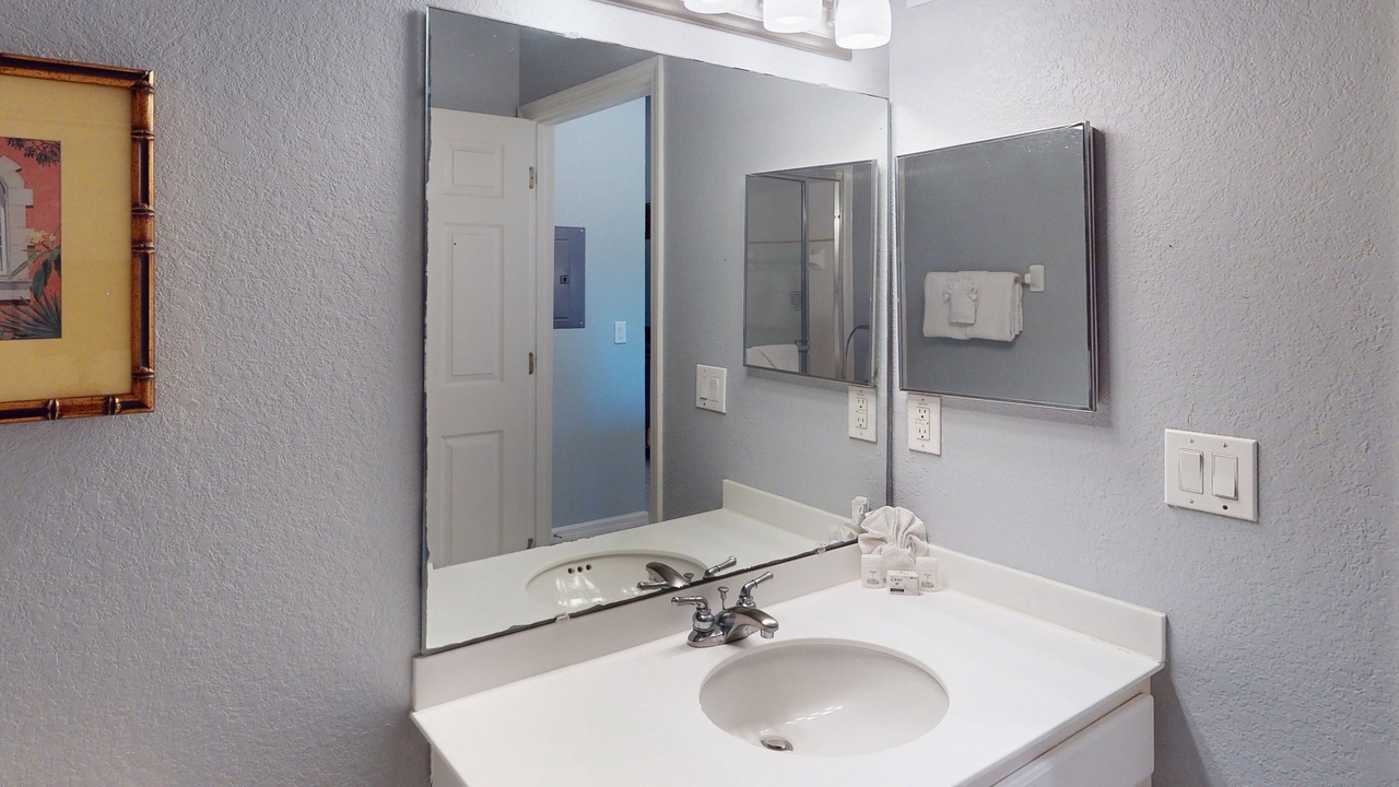 Photo of Bathroom in Bahama Bay
