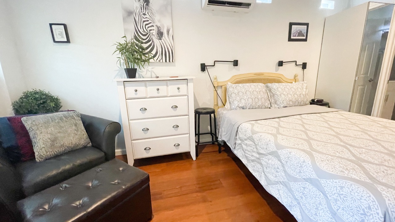 Photo of Bedroom in United Central