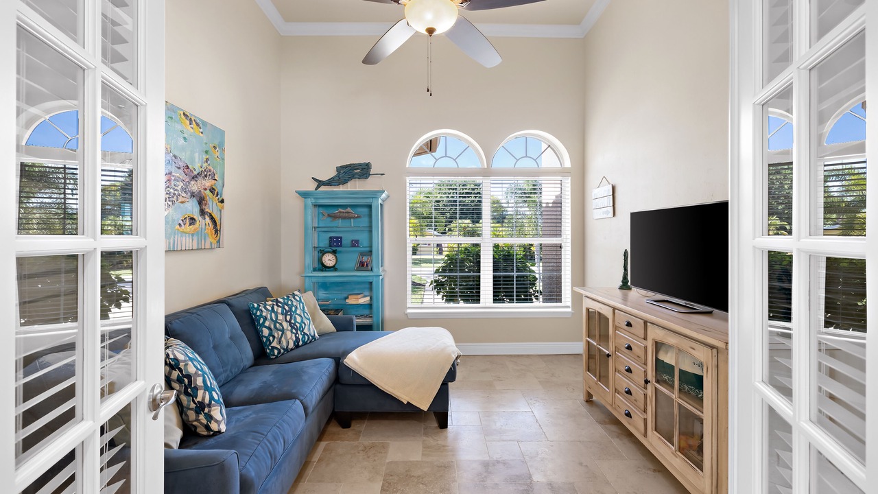 Photo of Livingroom in Caloosahatchee