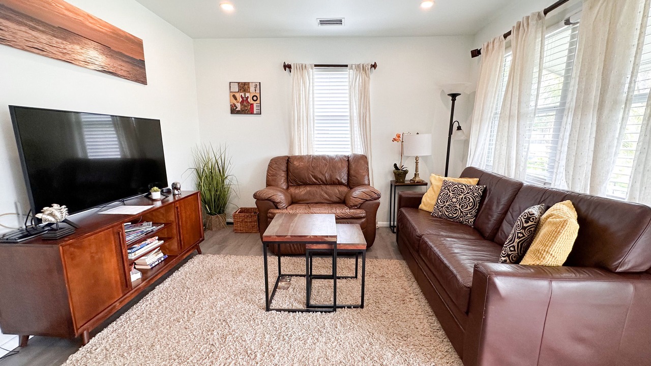 Photo of Livingroom in United Central