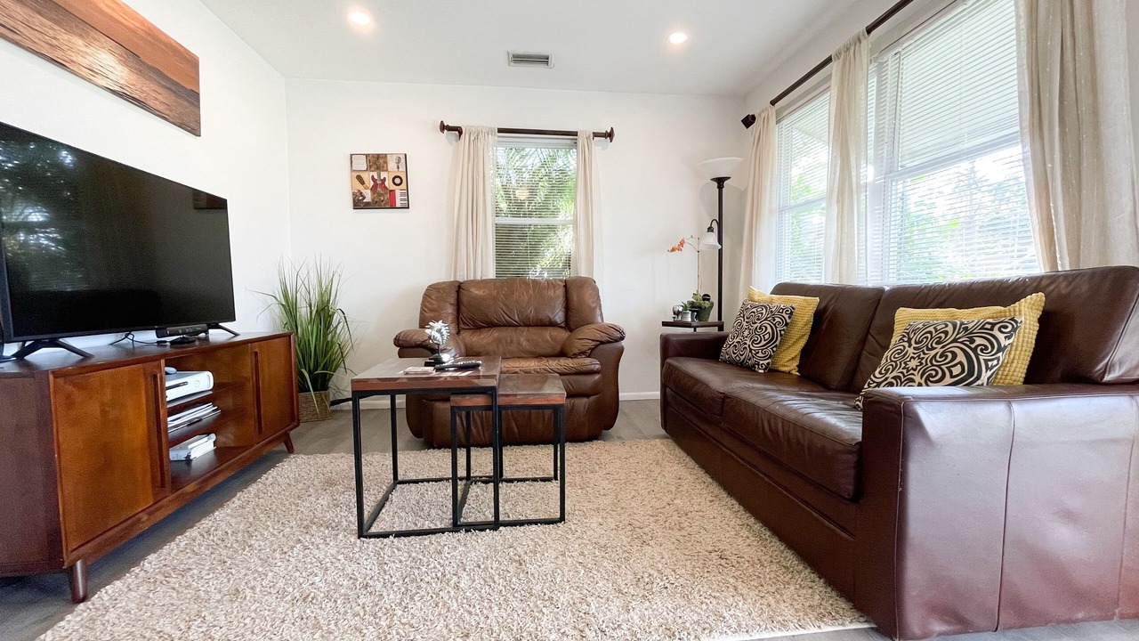 Photo of Livingroom in United Central