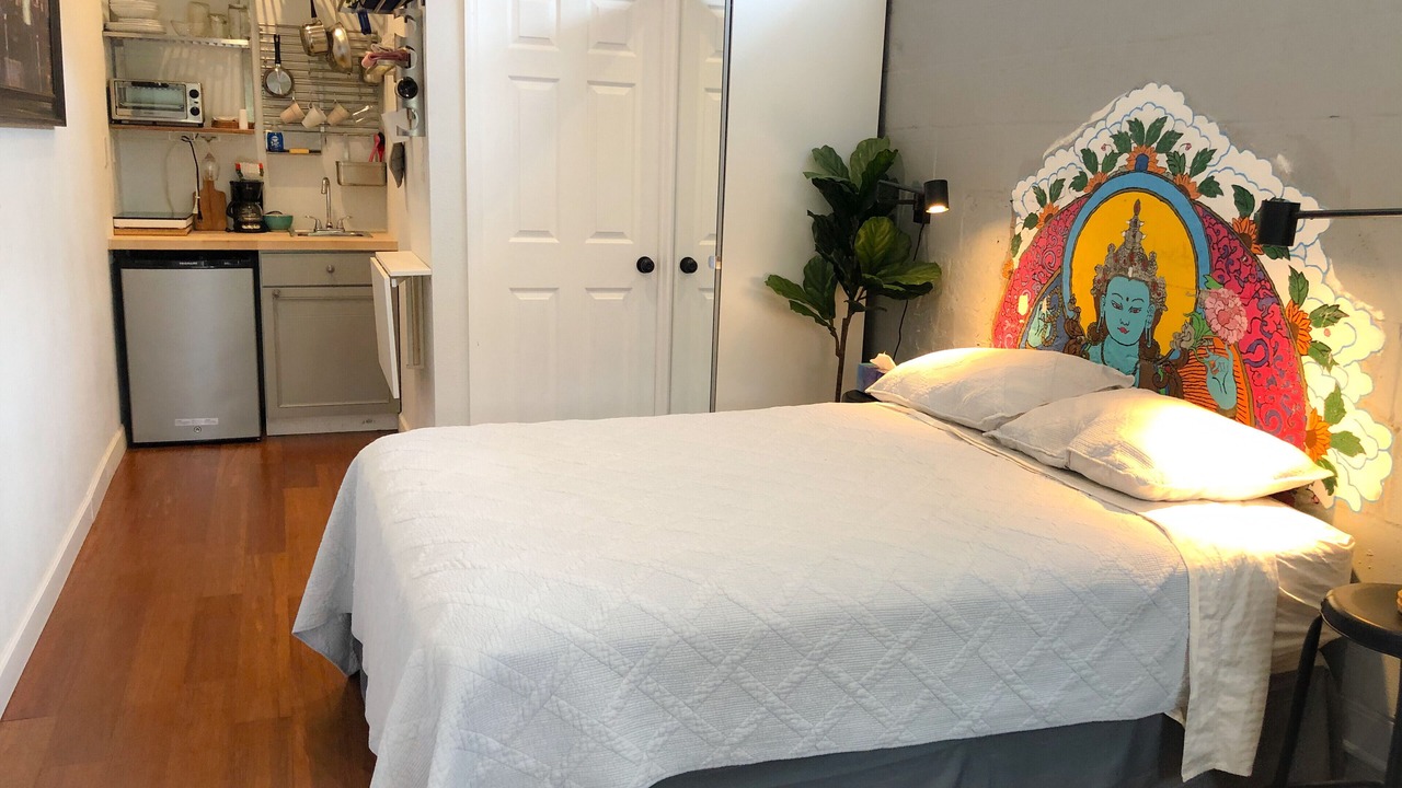 Photo of Bedroom in United Central
