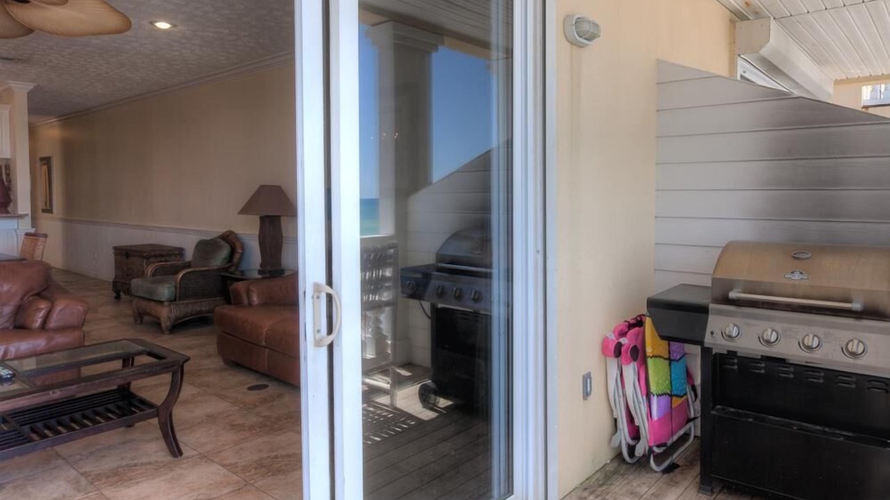 Photo of Patio Balcony in Silver Sands Beach