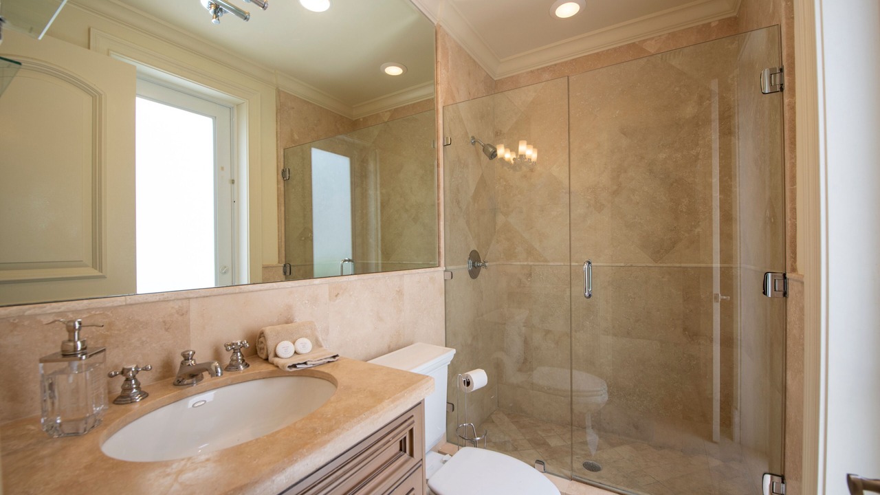 Photo of Bathroom in Birch Park Finger Streets