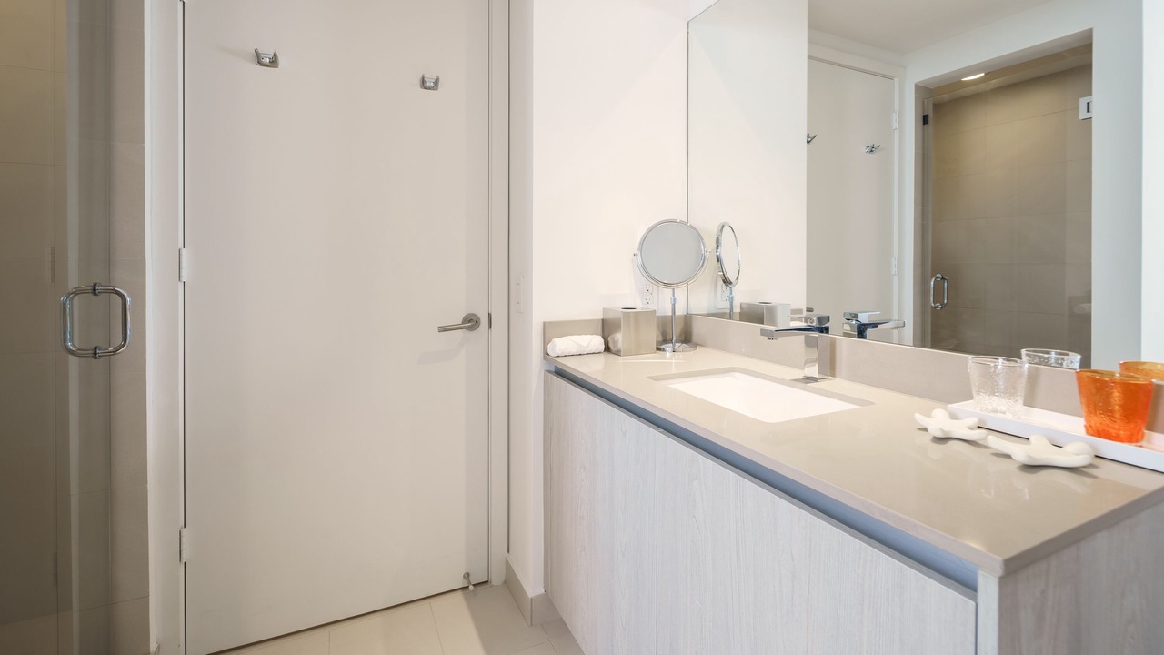Photo of Bathroom in Hallandale Beach