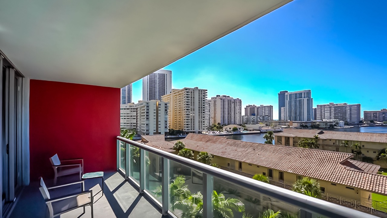Photo of Outdoor in Hallandale Beach
