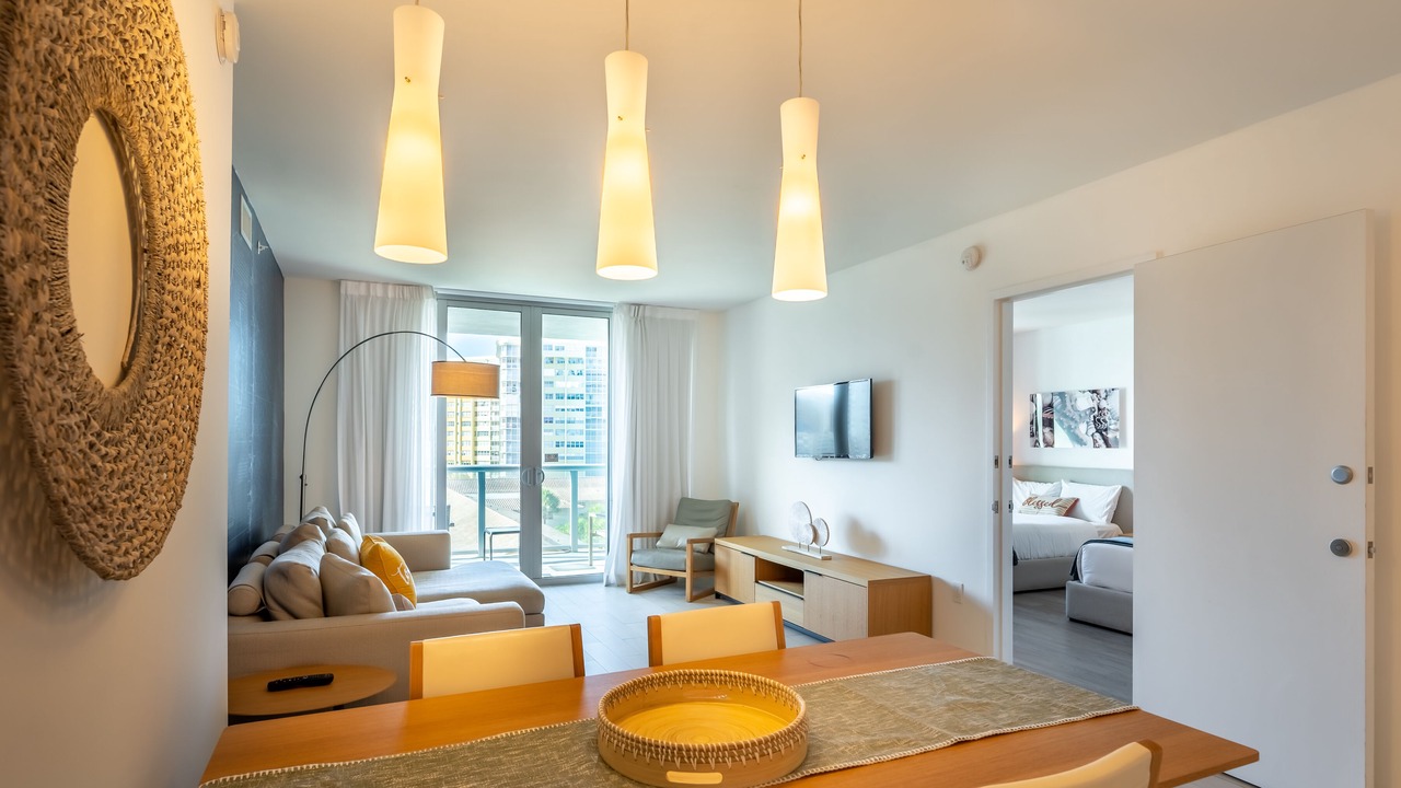Photo of Livingroom in Hallandale Beach