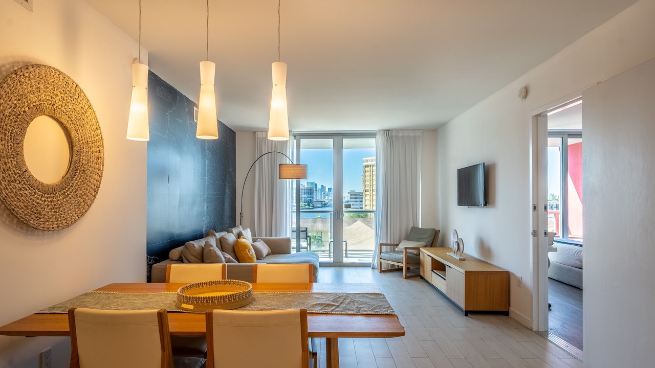 Photo of Livingroom in Hallandale Beach