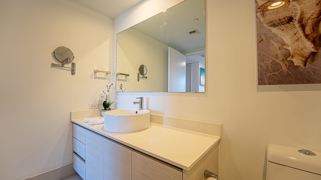 Photo of Bathroom in Hallandale Beach