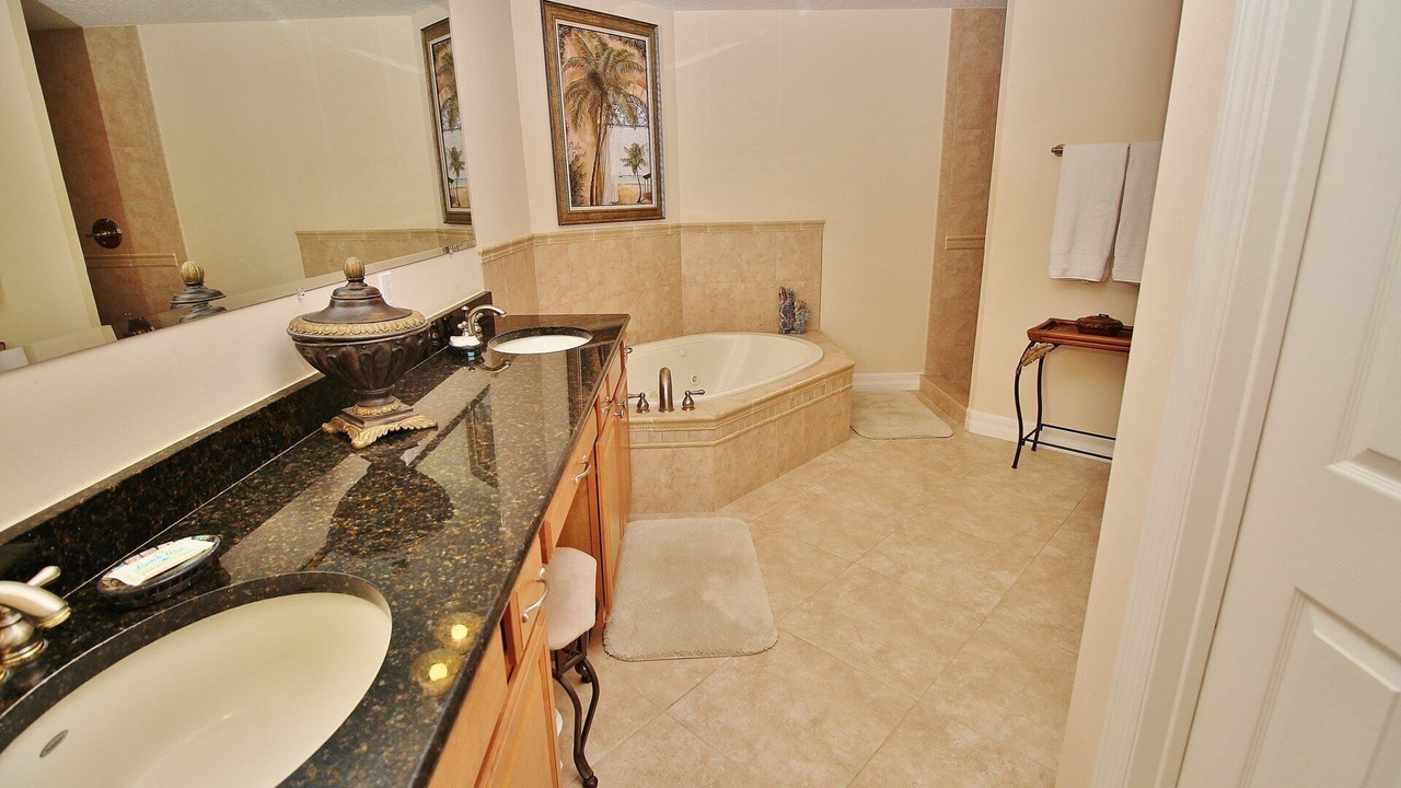 Photo of Bathroom in New Smyrna Beach