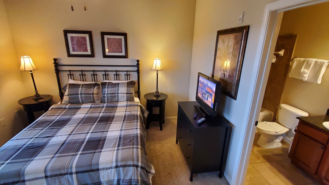 Photo of Bedroom in Davenport