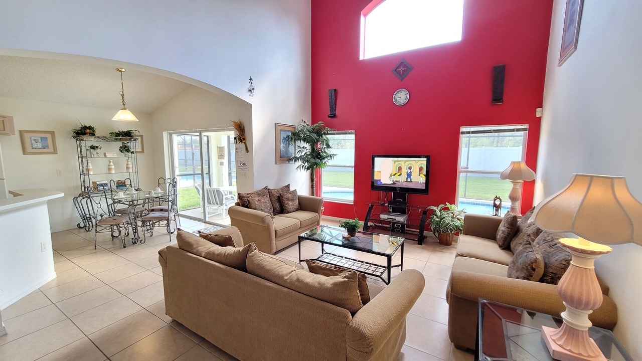 Photo of Livingroom in Westridge