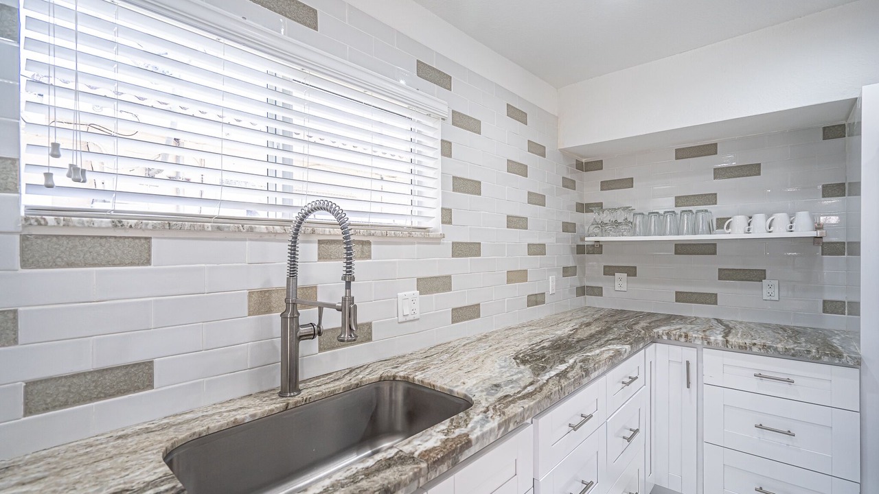 Photo of Bathroom in Hollywood Lakes