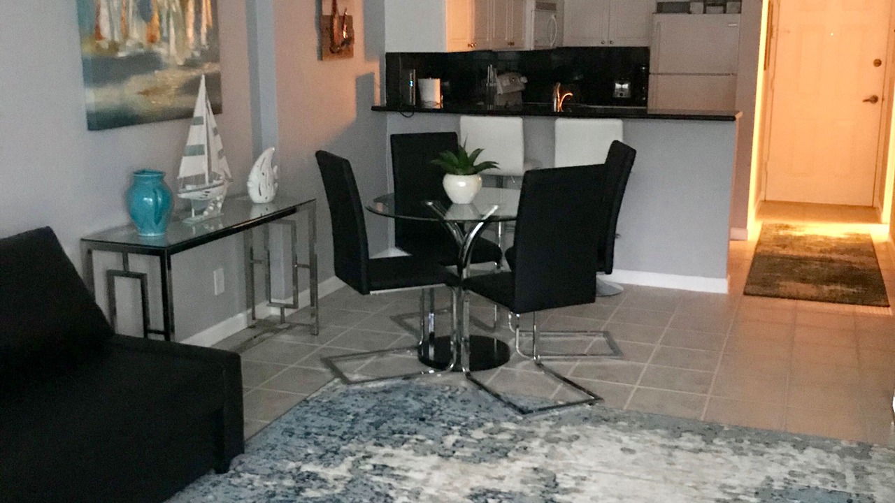 Photo of Livingroom in Hollywood South Central Beach