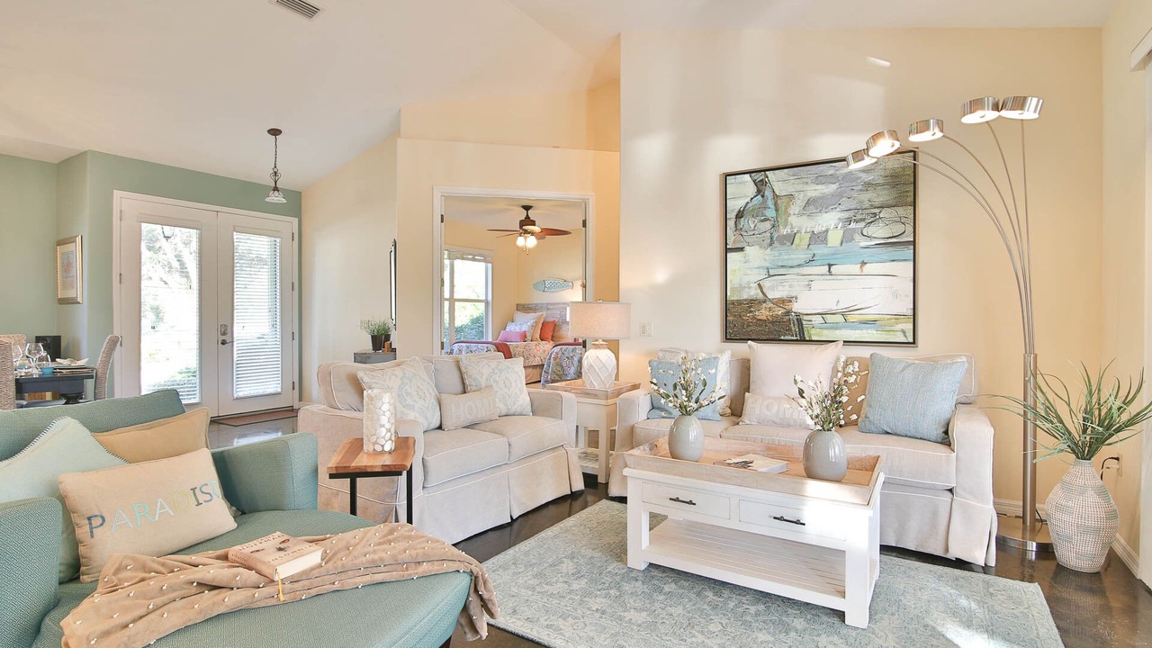 Photo of Livingroom in Heron's Watch
