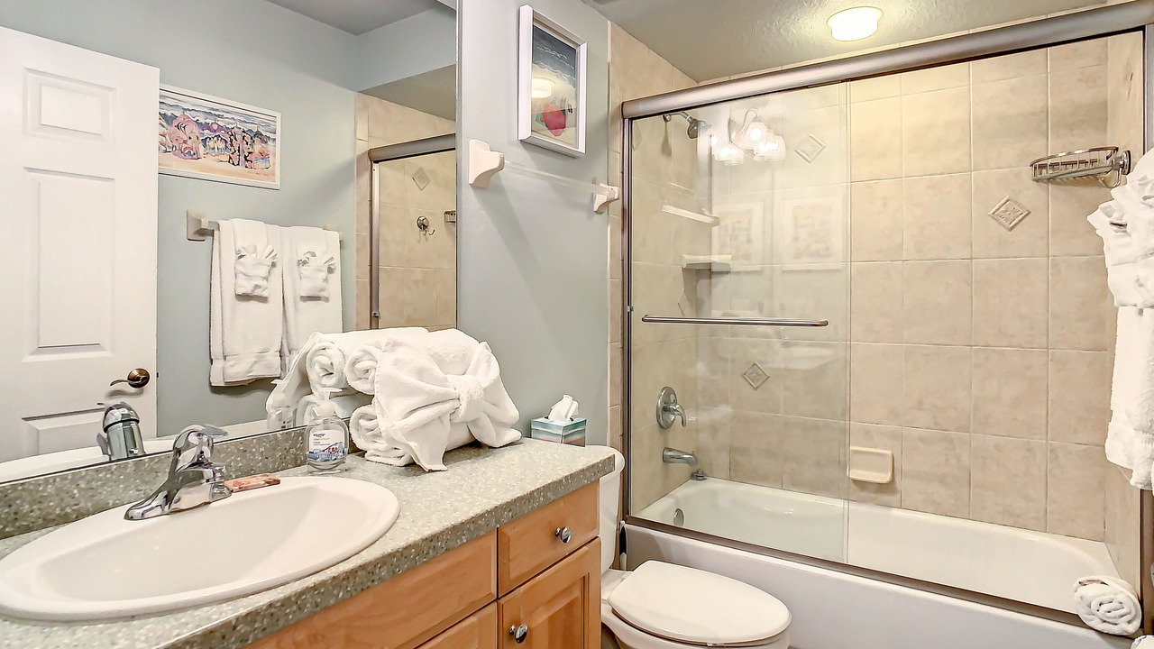 Photo of Bathroom in Independence Square