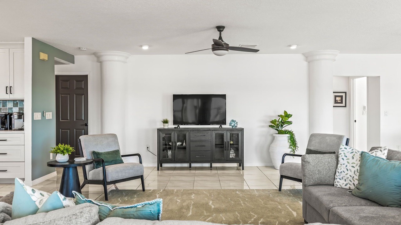 Photo of Livingroom in Crystal Beach
