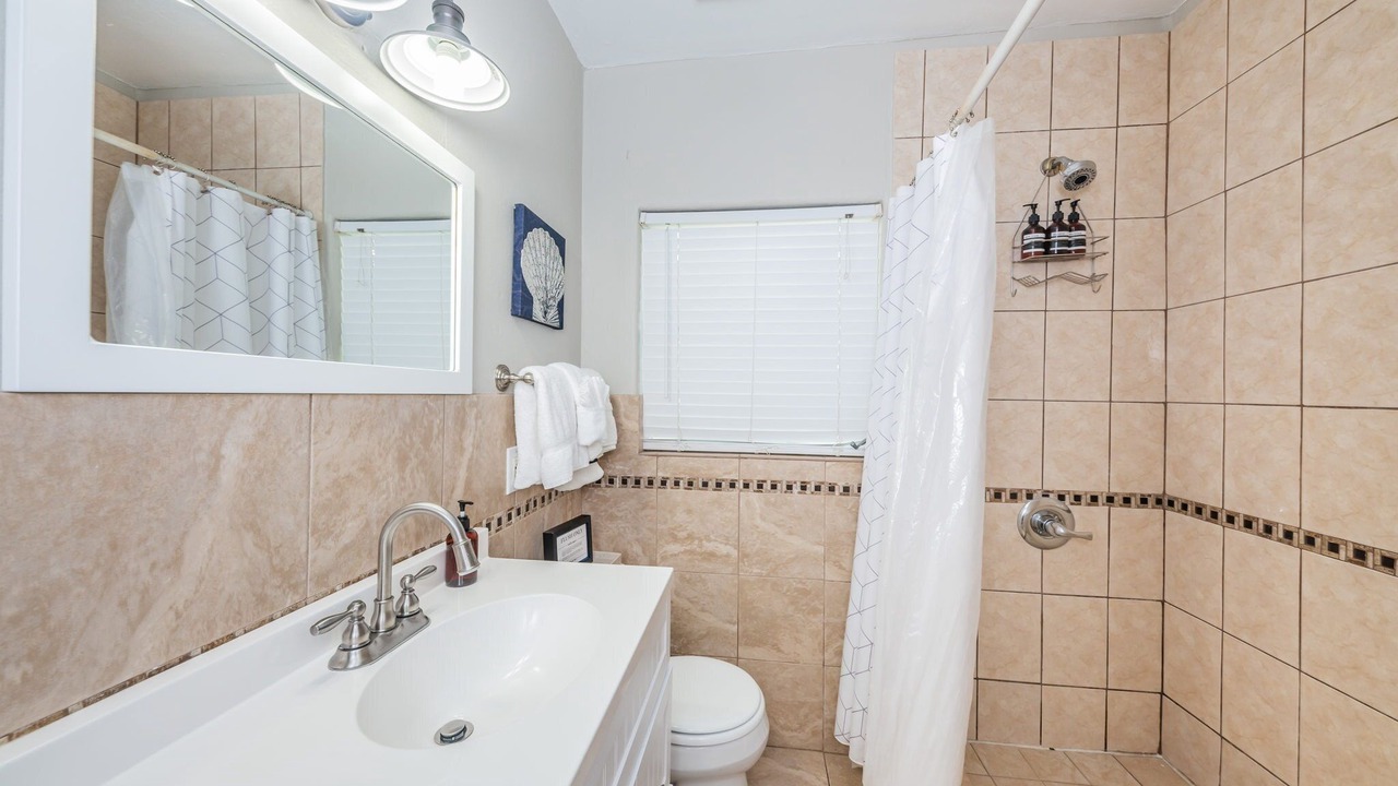 Photo of Bathroom in Bay Esplanade