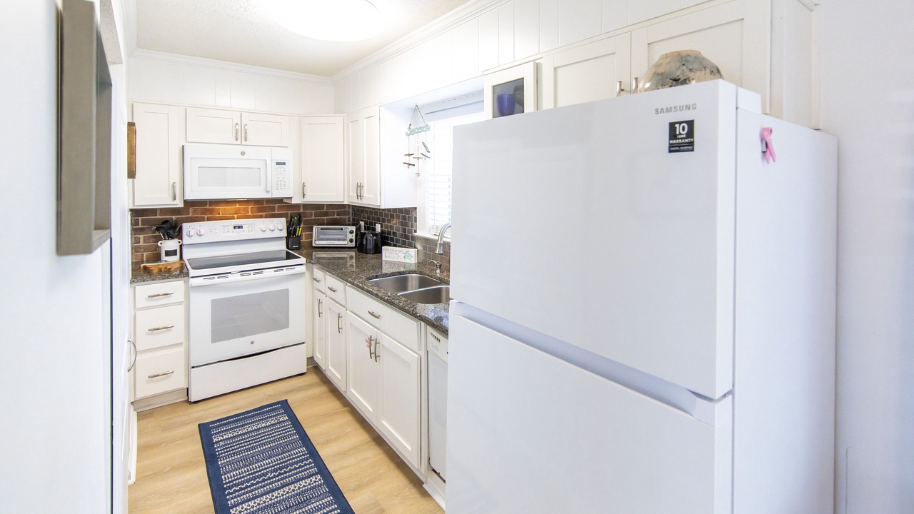Photo of Kitchen in Dune Allen Beach