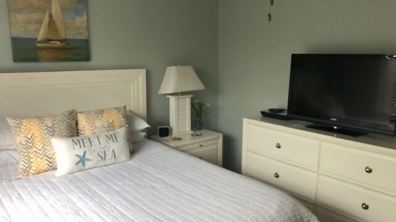 Photo of Bedroom in Seagrove Beach