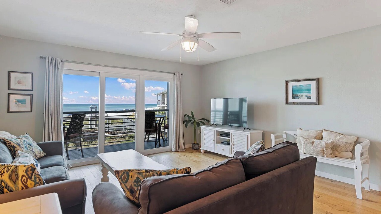 Photo of Livingroom in Seagrove Beach