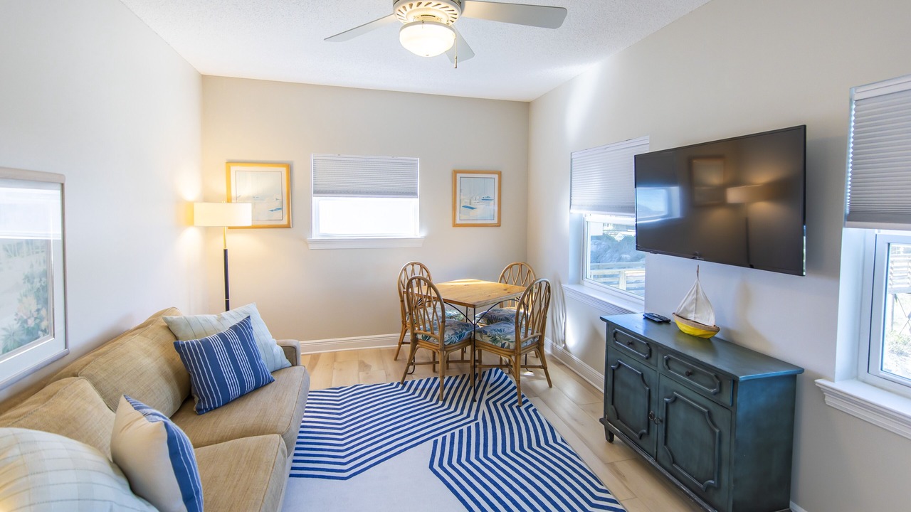 Photo of Livingroom in Dune Allen Beach