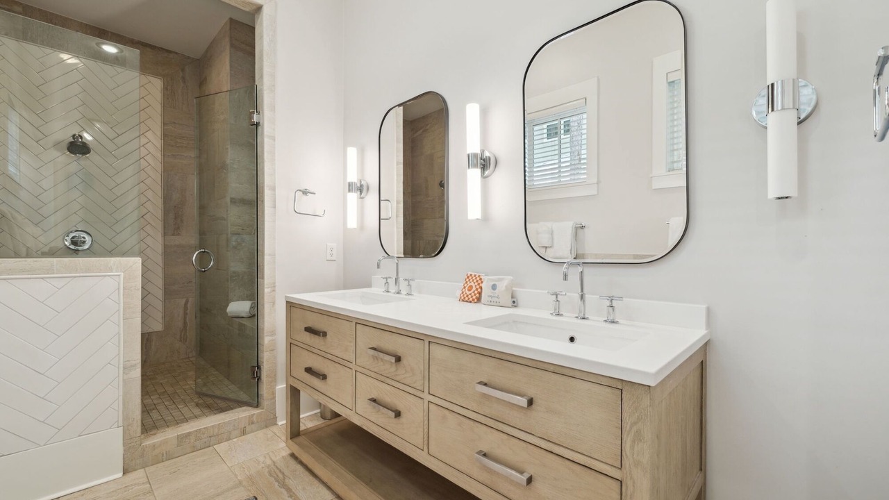 Photo of Bathroom in Forest District