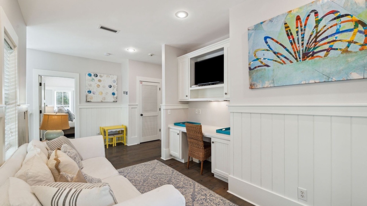 Photo of Livingroom in Forest District