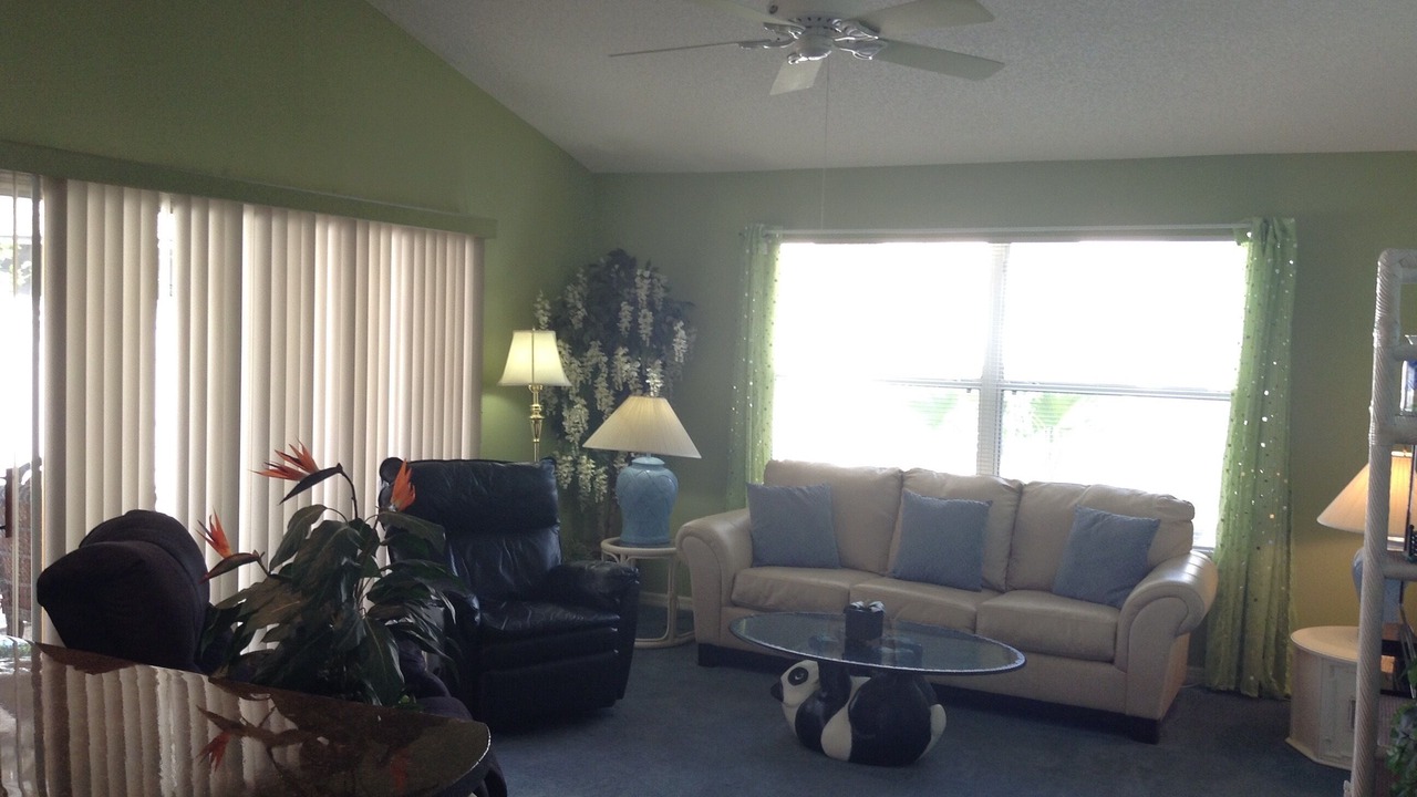 Photo of Livingroom in Mallory Square