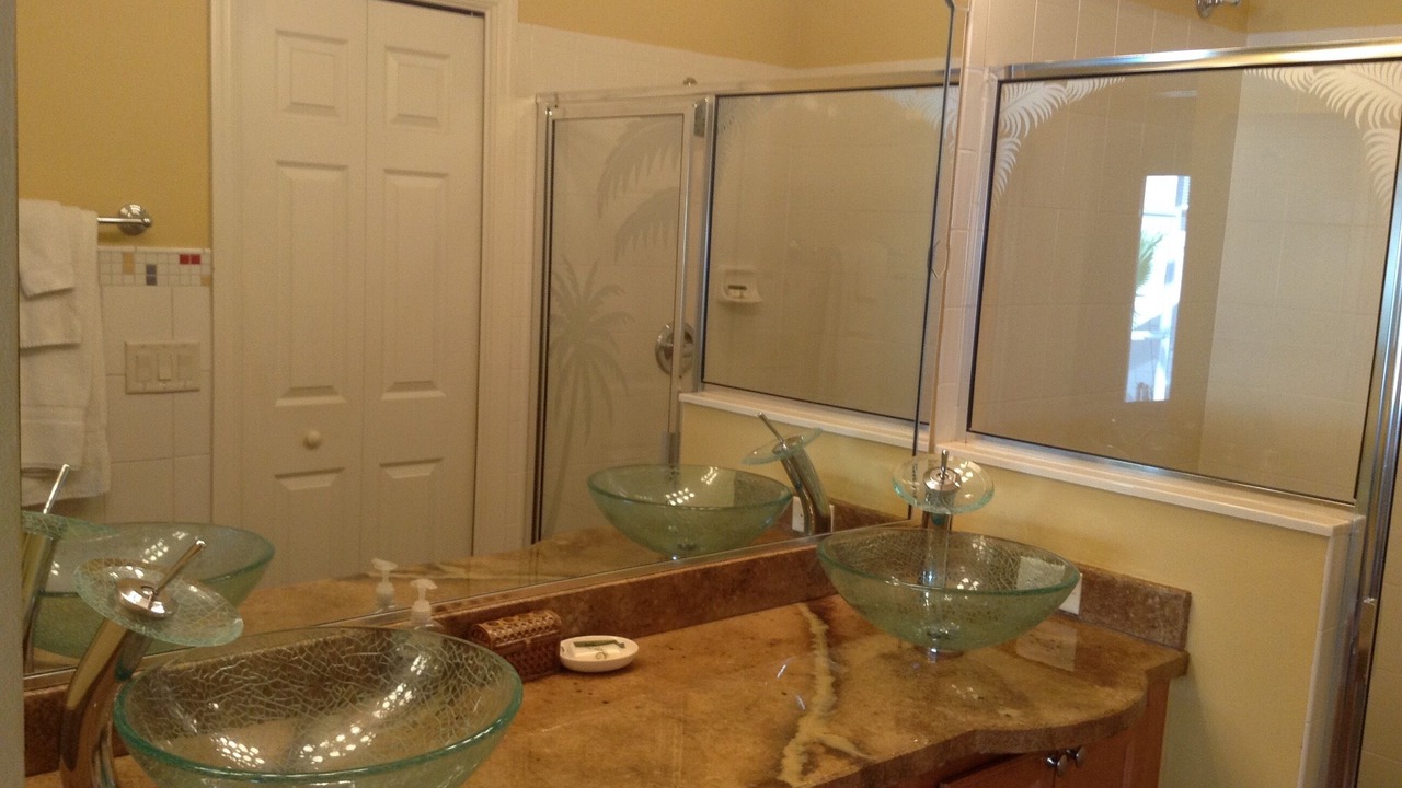 Photo of Bathroom in Mallory Square