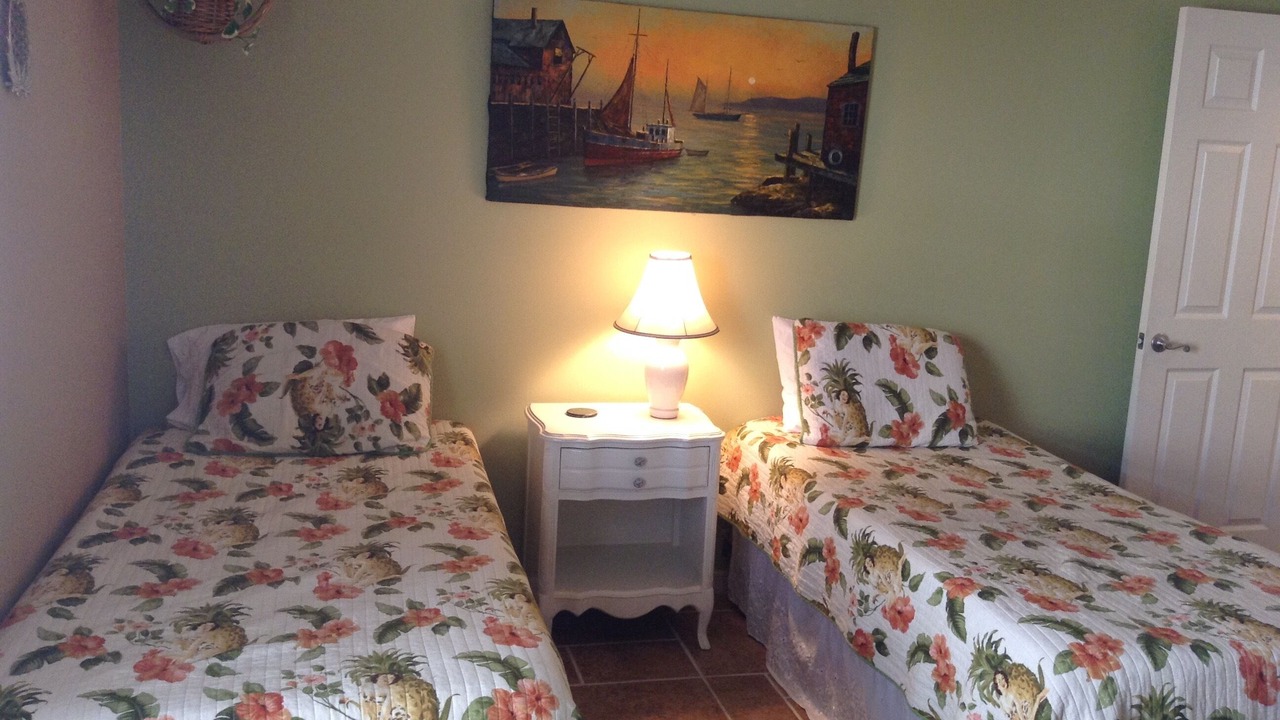 Photo of Bedroom in Mallory Square