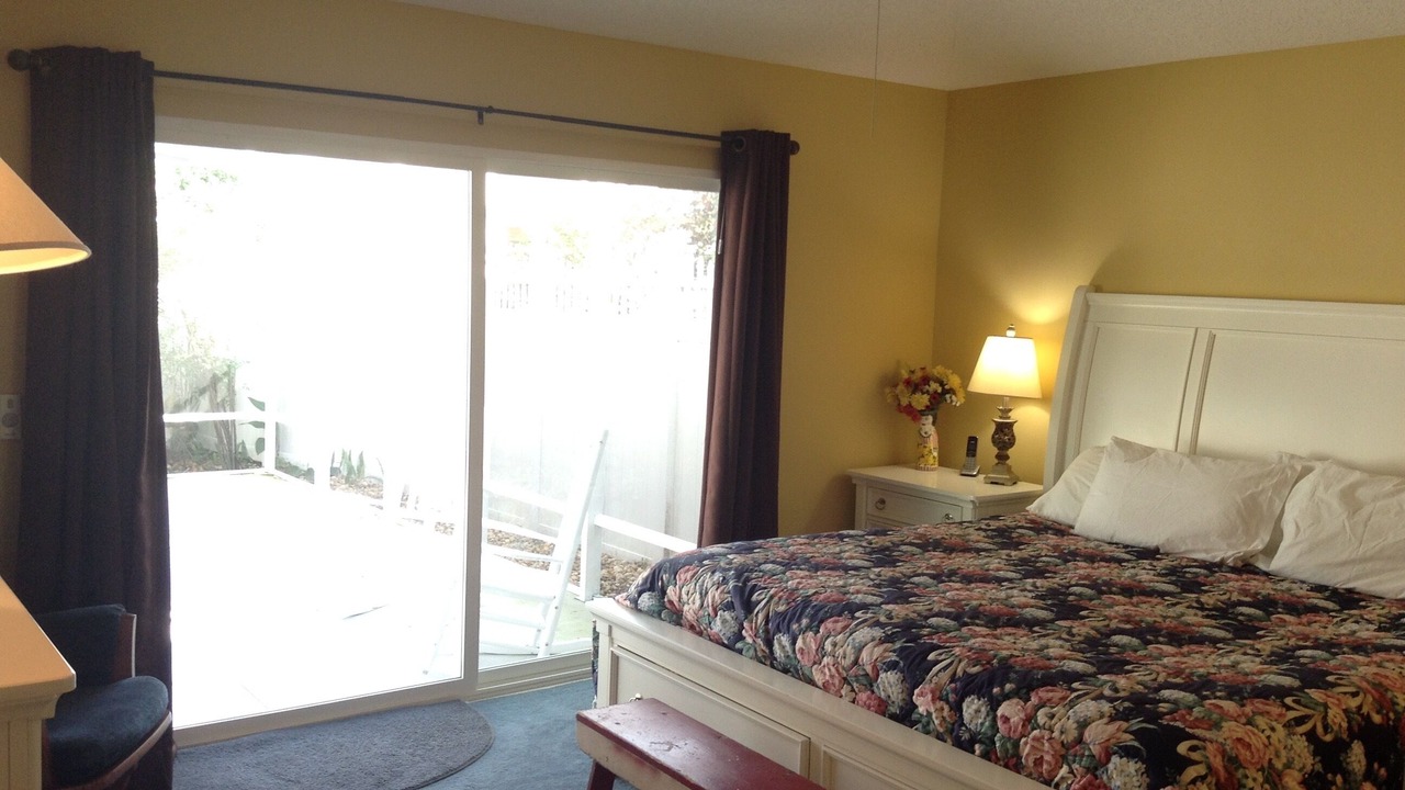 Photo of Bedroom in Mallory Square