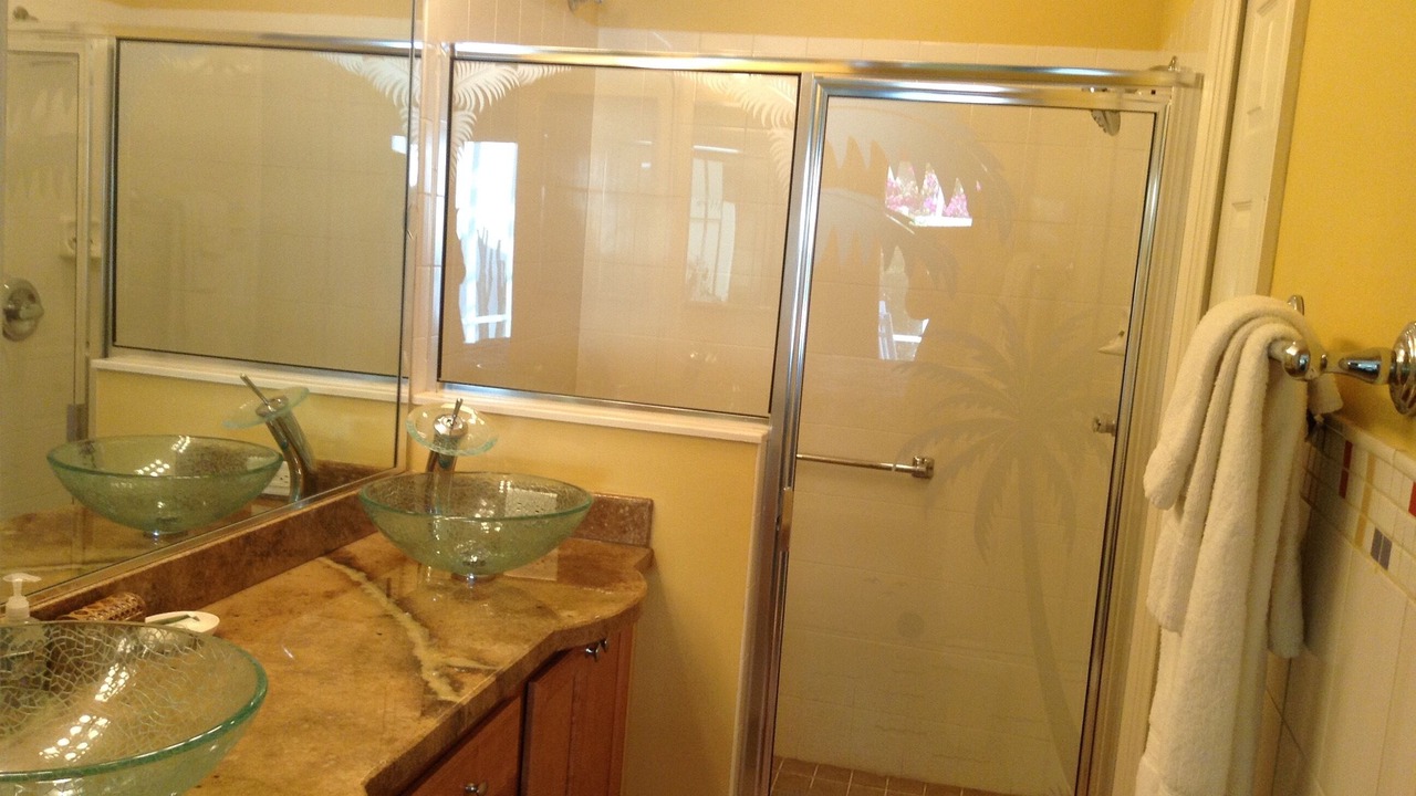 Photo of Bathroom in Mallory Square