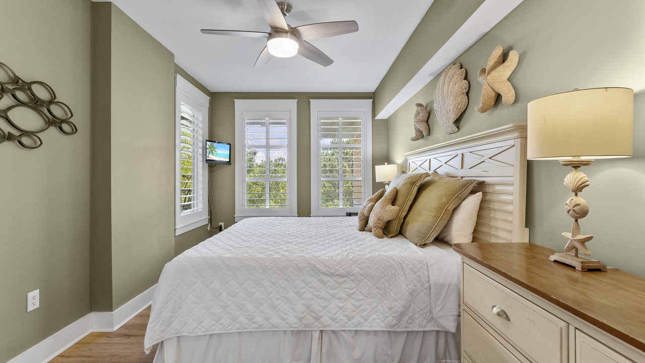 Photo of Bedroom in Baytowne Wharf