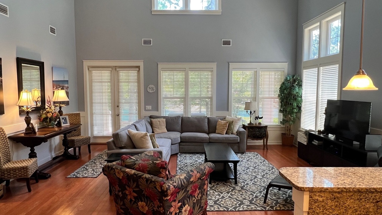 Photo of Livingroom in Laurel Grove