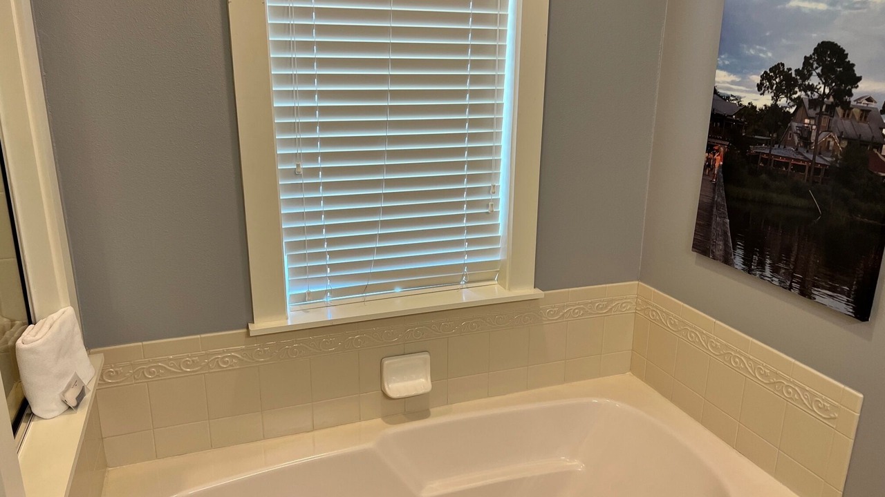 Photo of Bathroom in Laurel Grove