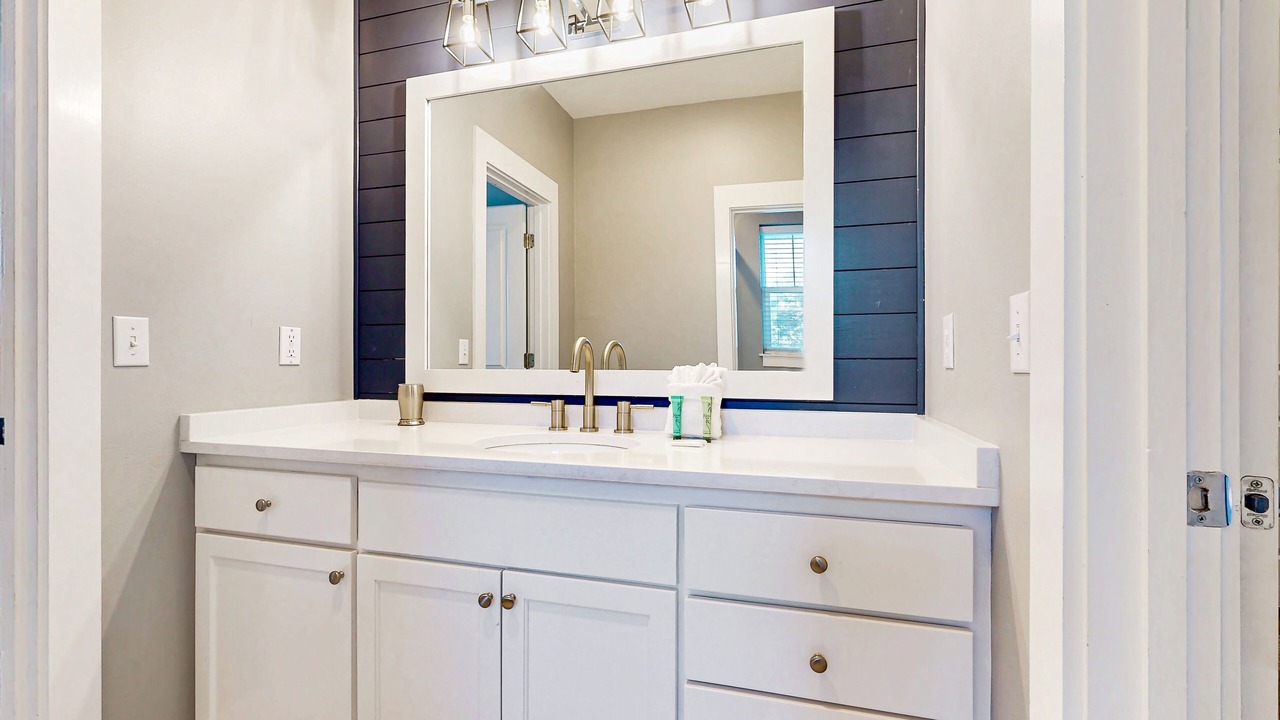 Photo of Bathroom in Dune Allen Beach