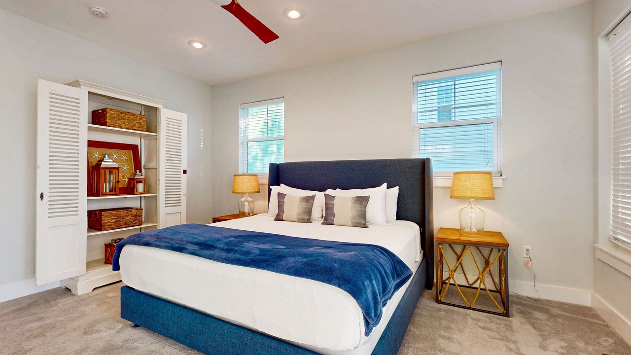Photo of Bedroom in Dune Allen Beach
