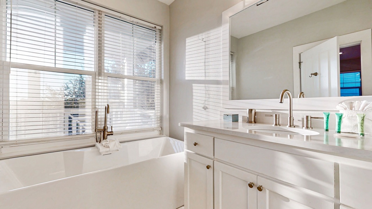 Photo of Bathroom in Dune Allen Beach