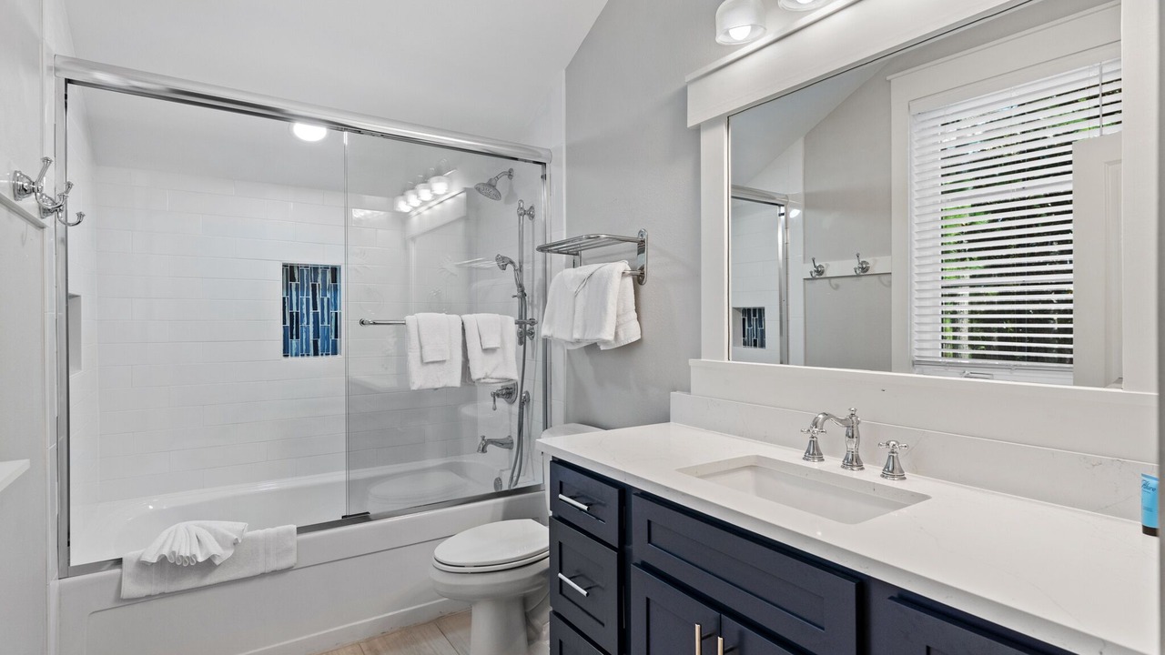 Photo of Bathroom in Laurel Grove