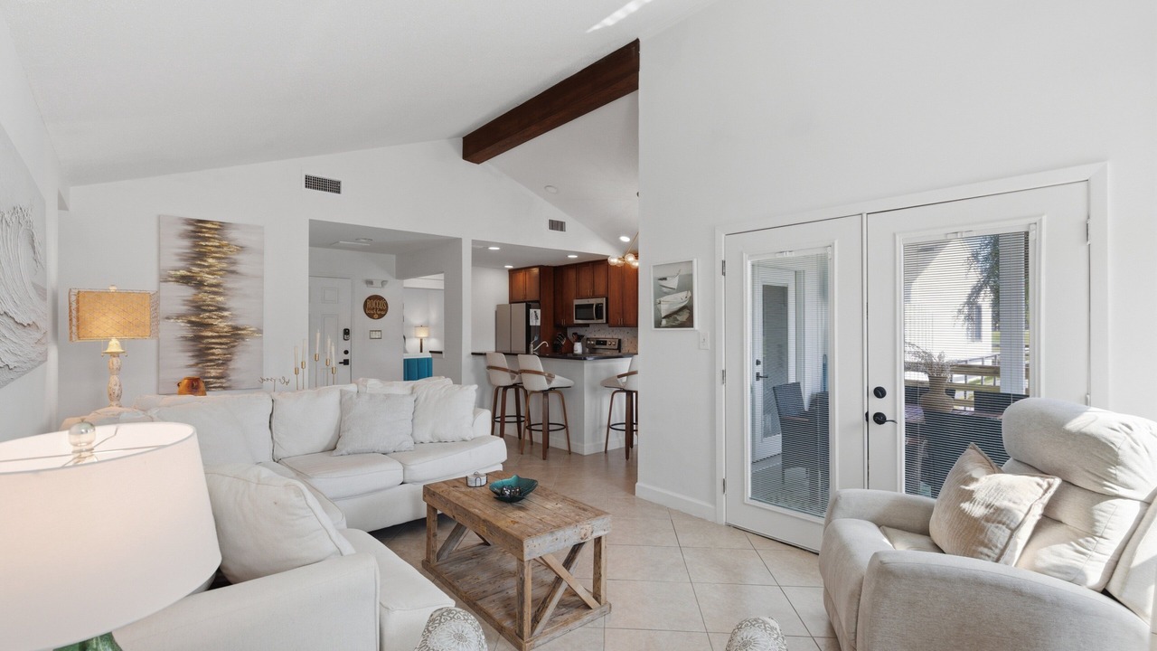 Photo of Bedroom in Miramar Beach