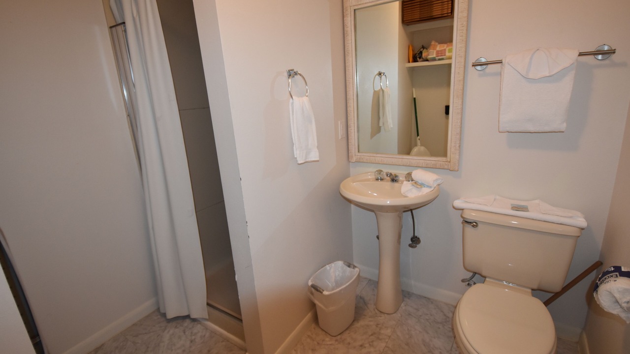 Photo of Bathroom in Gulf Trace