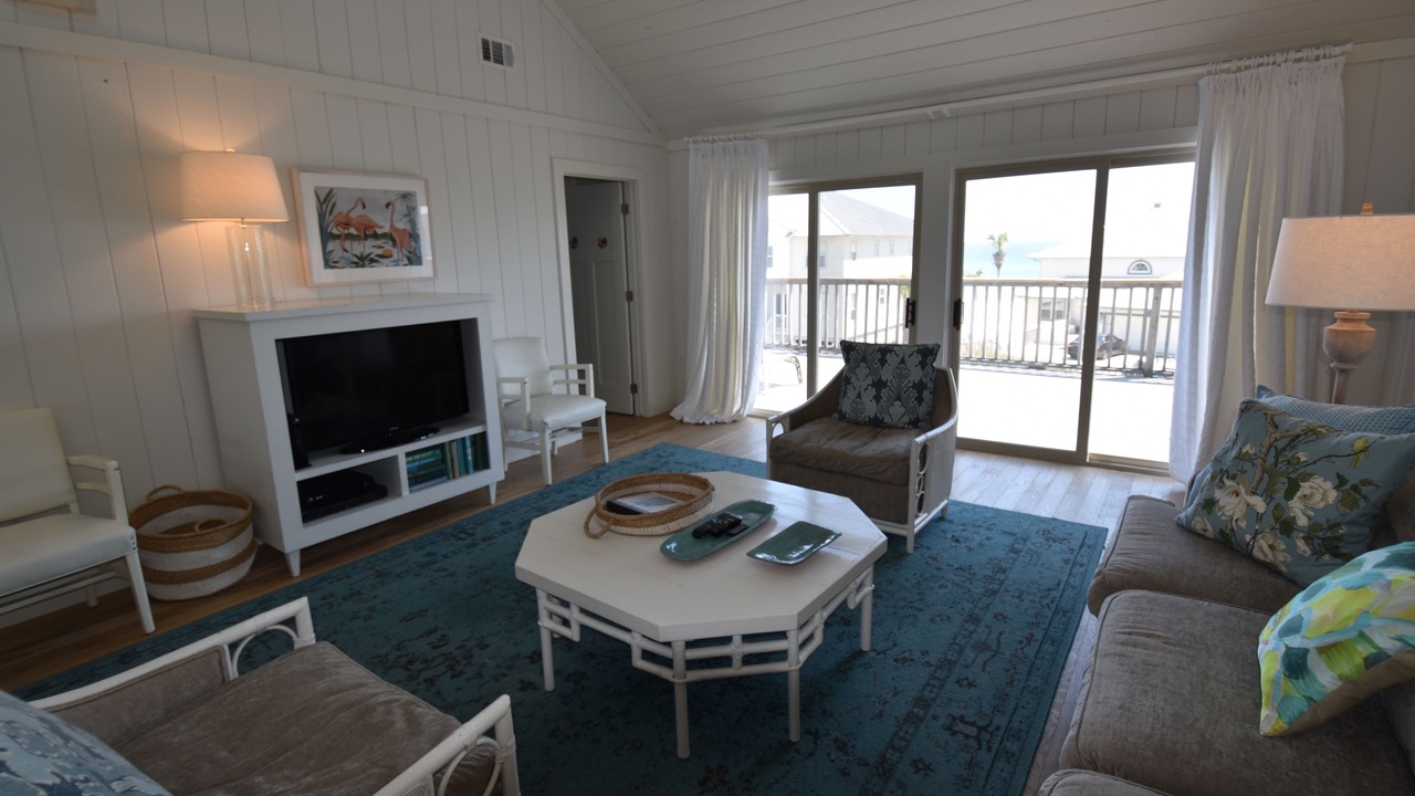Photo of Livingroom in Gulf Trace
